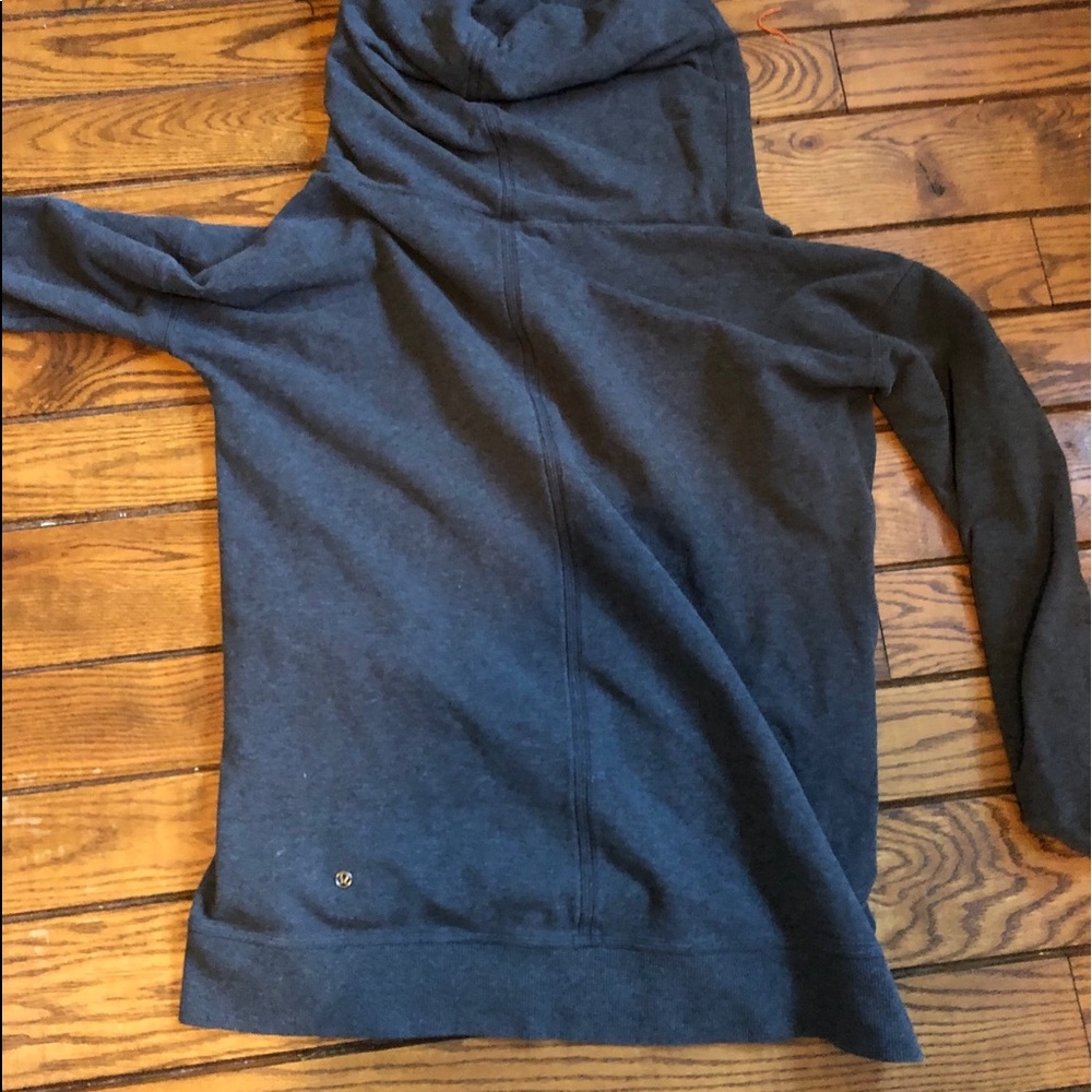 Gray Lululemon Sweatshirt Pullover - image 2